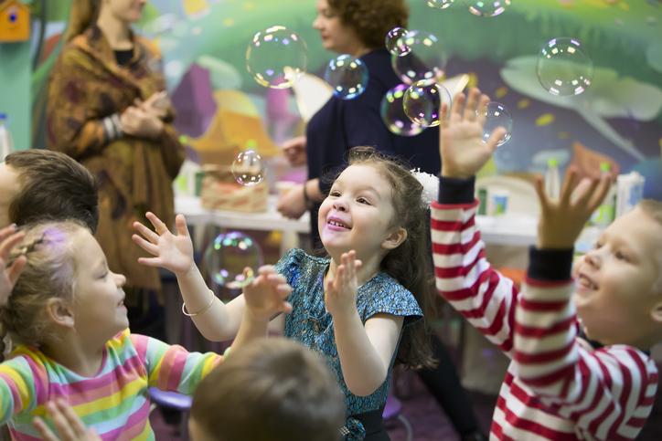 16 Juegos para NIÑOS HIPERACTIVOS - Caseros y entretenidos