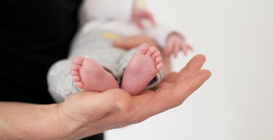 Guía esencial: ¿Cómo elegir el jubón para prematuros compatible con monitores médicos?