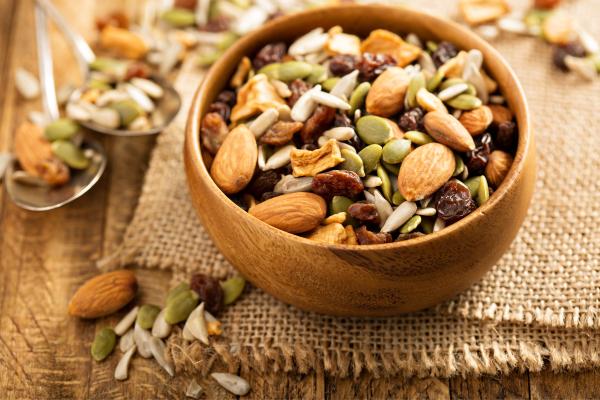 Alimentos para aumentar la leche materna de forma natural - Frutos secos y semillas