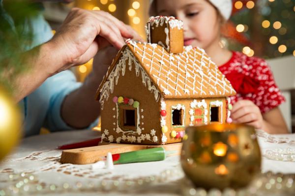 Manualidades de Navidad para niños fáciles - Casa de jengibre 