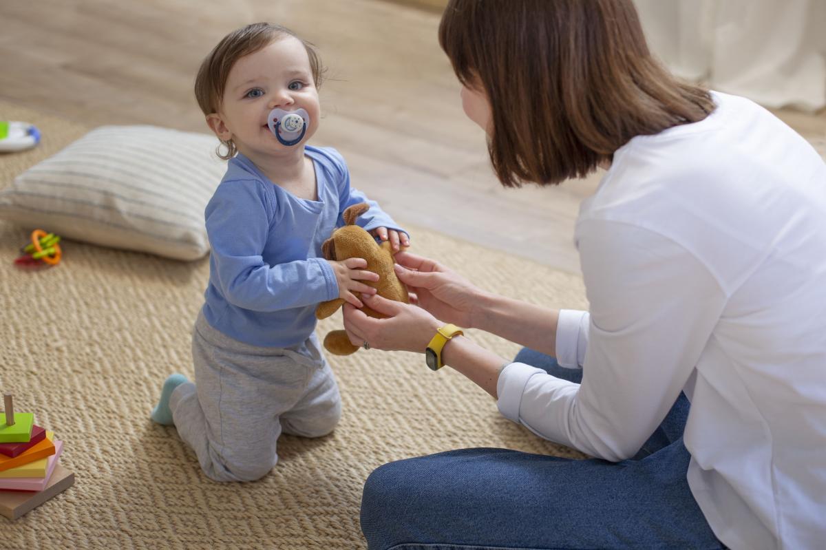 Ejercicios de estimulación temprana para bebés de 0 a 6 meses