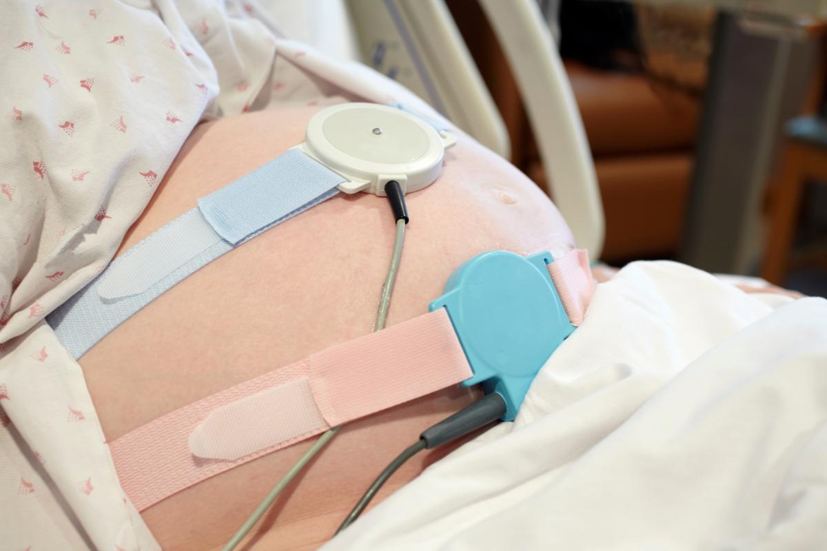 Monitorización fetal: qué es, cuándo se realiza y para qué sirve