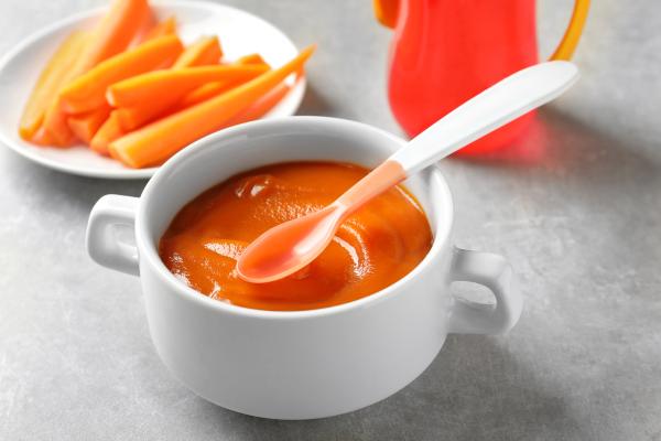 Recetas de comida para bebés de 9 a 12 meses - Puré de lentejas rojas con zanahoria