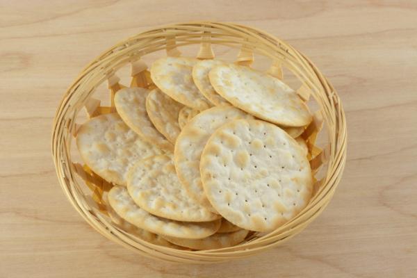 Qué tomar para el ardor de estómago en el embarazo - Galletas cream cracker