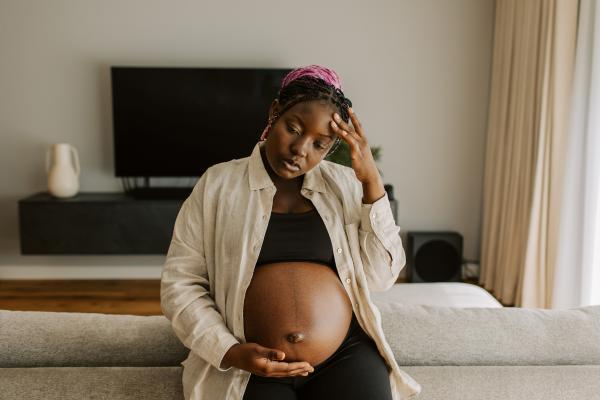 Tengo diabetes gestacional y mi bebé se mueve mucho: causas y qué hacer