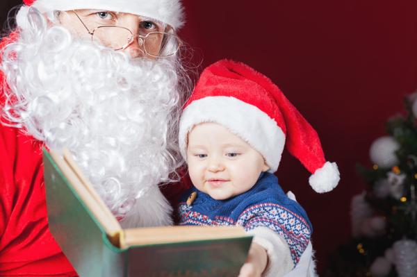 Cómo disfrutar la primera Navidad con tu bebé - Lee cuentos de navidad