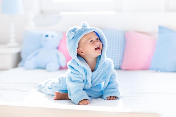 Cómo bañar a un bebé - Cómo bañar a un bebé: consideraciones según la edad