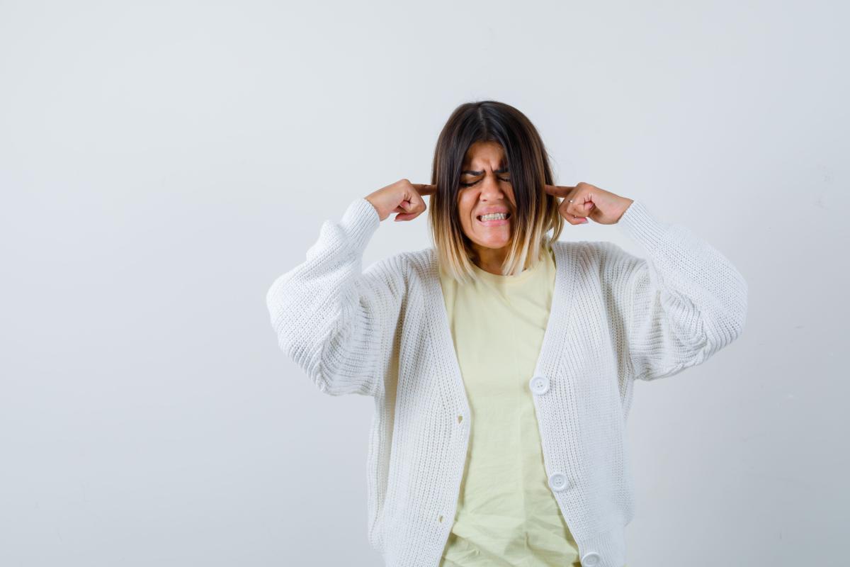 Estoy embarazada y tengo los oídos tapados: por qué y qué hacer