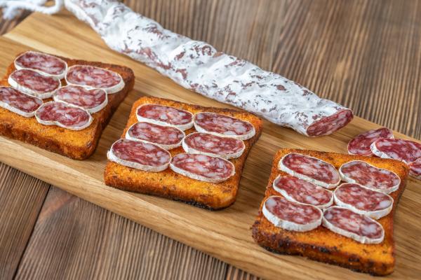 ¿Qué embutidos puede comer una embarazada? - Fuet o longaniza curada