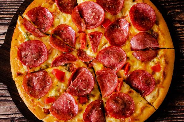 ¿Qué embutidos puede comer una embarazada? - Salami o pepperoni