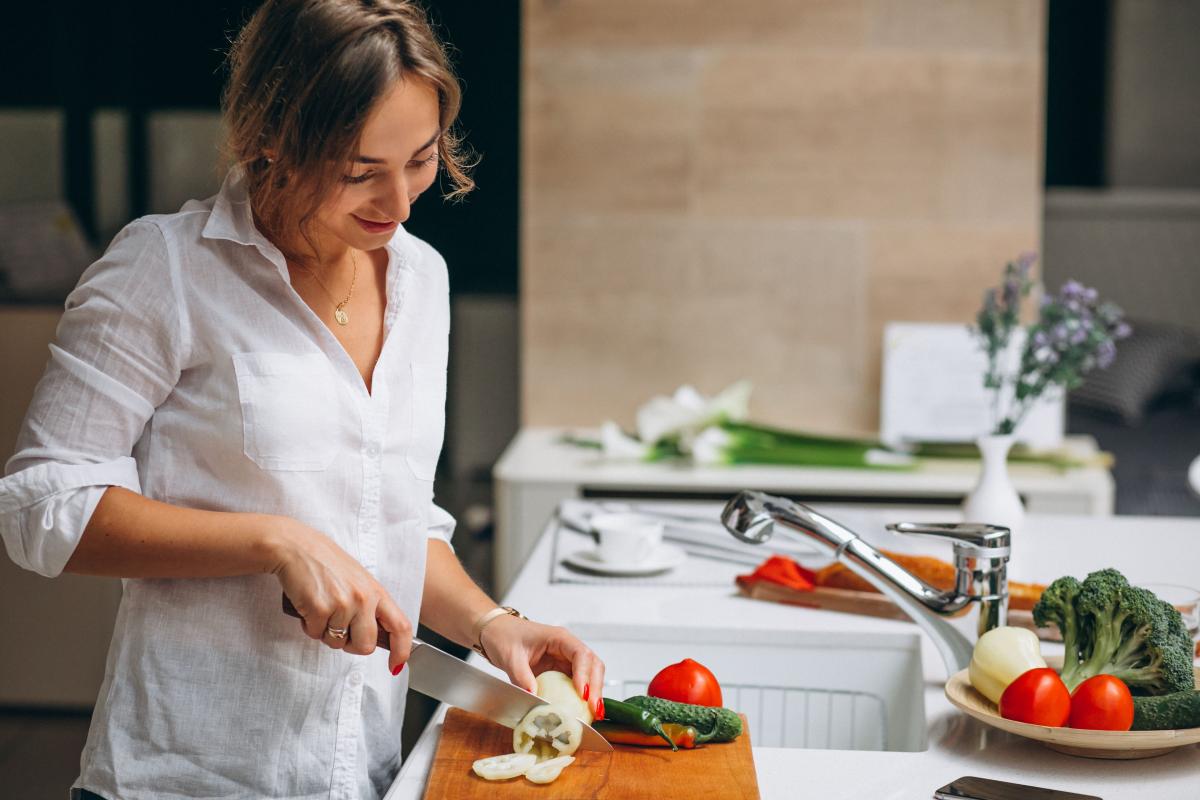 ¿Cuánto debo esperar para cocinar después de una cesárea?