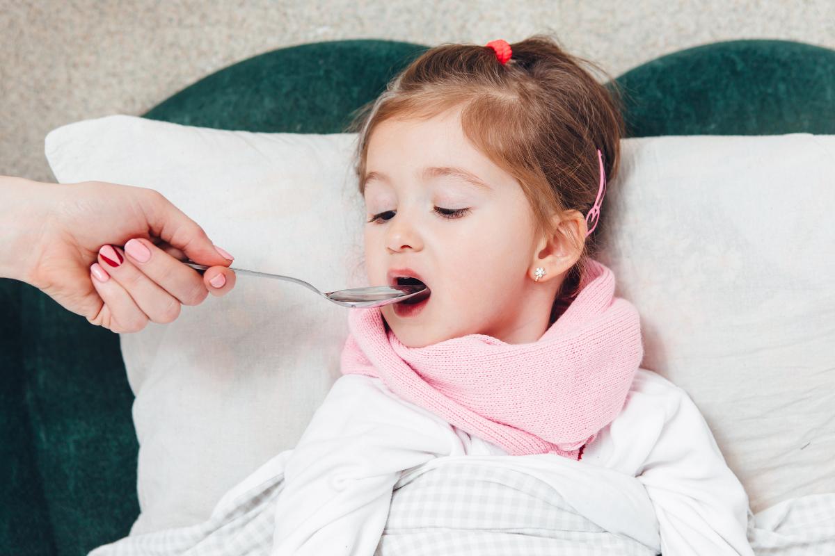 Qué pasa si mi hijo vomita el medicamento