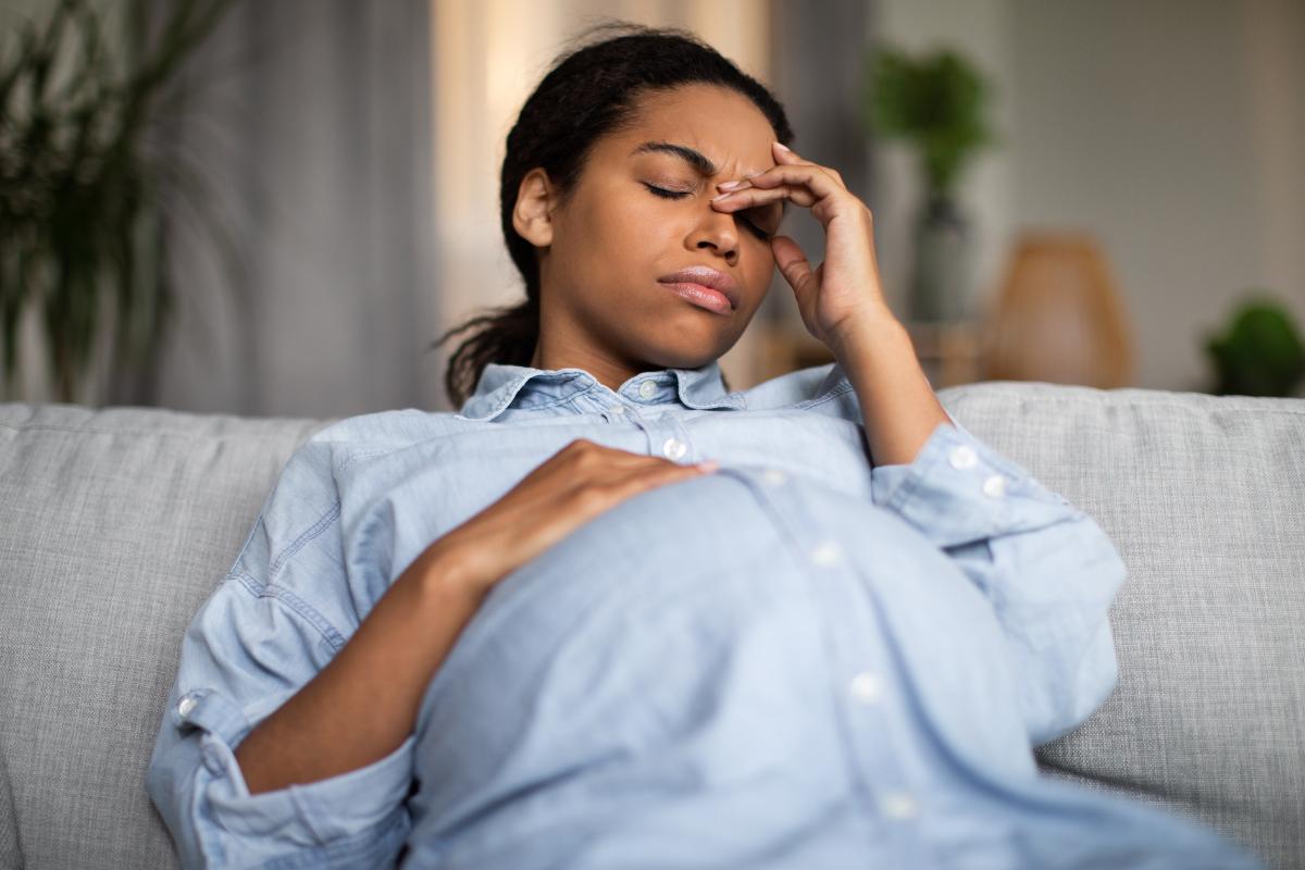 Estoy embarazada y tengo migraña, ¿qué puedo hacer?