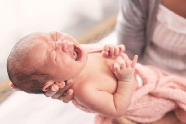 Herpes neonatal: qué es, síntomas, causas y tratamiento - Síntomas del herpes neonatal