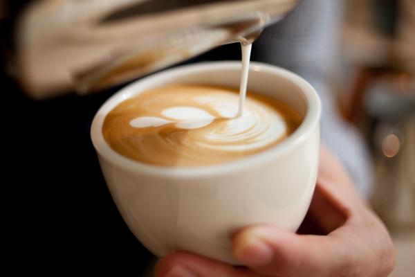 Bebidas prohibidas en el embarazo - Café y bebidas con cafeína