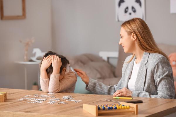 A mi hijo le molesta la ropa: causas y qué hacer - Factores psicológicos y necesidad de control 
