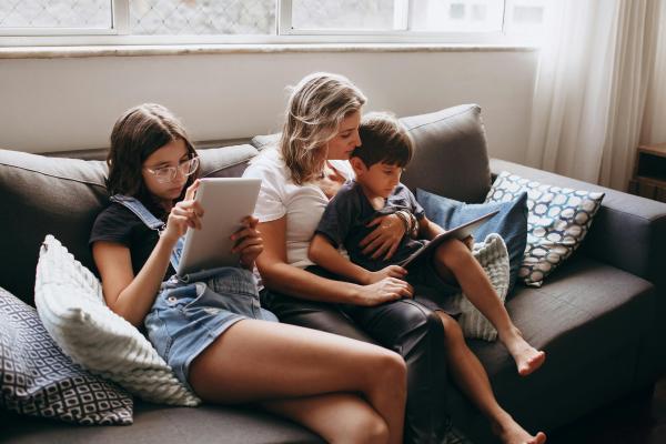 Guía completa para comprar muebles con bebés: tendencias y consejos - Equilibrar estilo y funcionalidad en un hogar con hijos